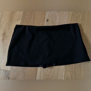 Abercrombie & Fitch Black Mini Skort